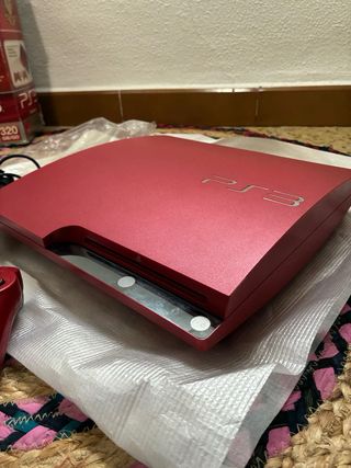 PS3 Slim roja edición selección española