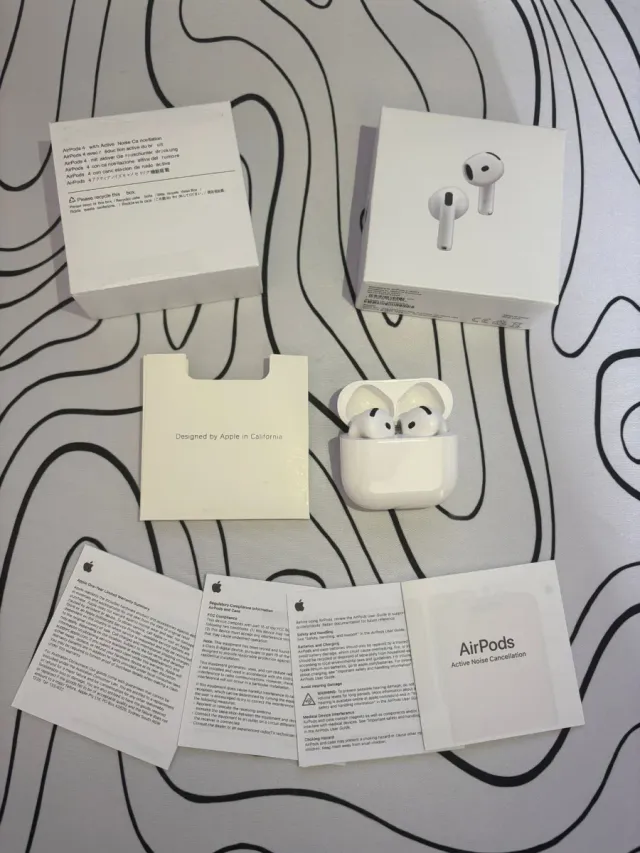 Apple AirPods 4ta Generación