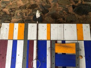 Escultura de Palets Pintados Multicolor