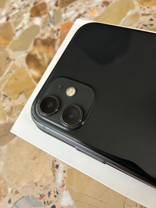 iPhone 11 128GB Negro 75% Batería