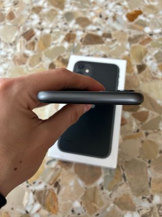 iPhone 11 128GB Negro 75% Batería