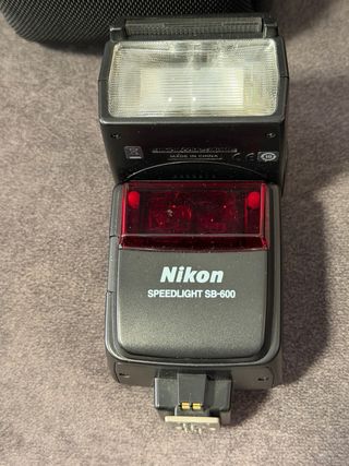 Objetivo Sigma 18-200 para nikon y Flash