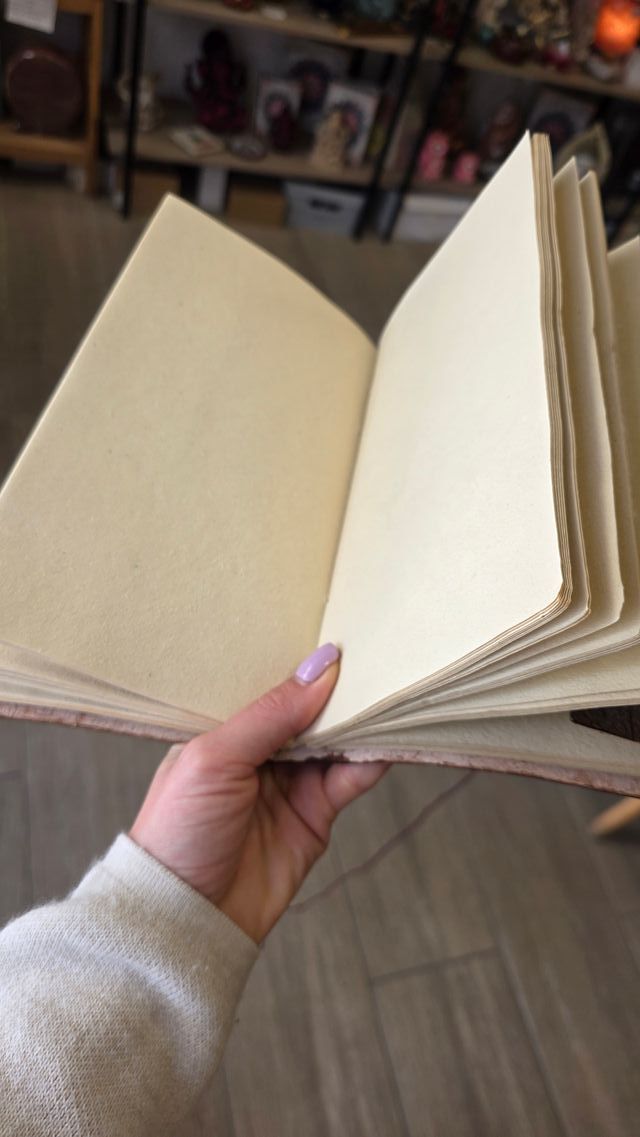 Libreta de cuero con árbol de la vida