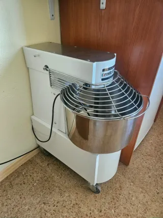 Resto Italia Maquinaria Industrial