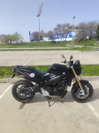 BMW F800R Negra
