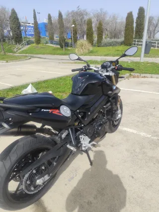BMW F800R Negra