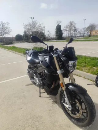 BMW F800R Negra