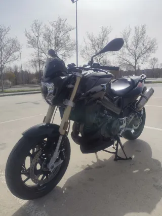 BMW F800R Negra
