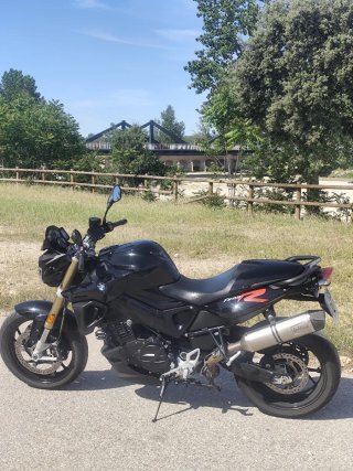 BMW F800R Negra