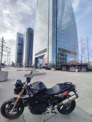 BMW F800R Negra