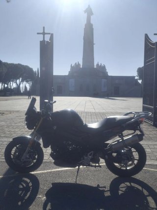 BMW F800R Negra
