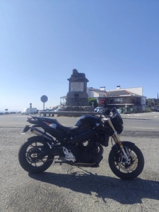 BMW F800R Negra
