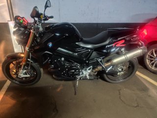 BMW F800R Negra