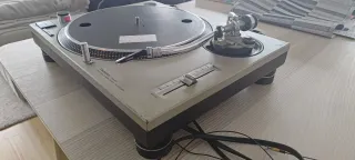 Technics SL-1200 MK2