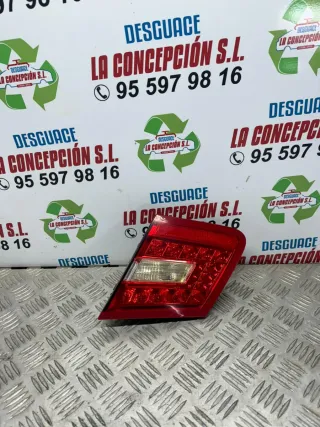 Piloto Portón Mercedes CLK W207 Derecho