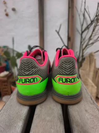 Zapatillas de fútbol sala Adidas verdes y rosas