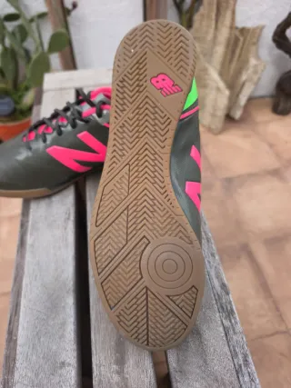Zapatillas de fútbol sala Adidas verdes y rosas