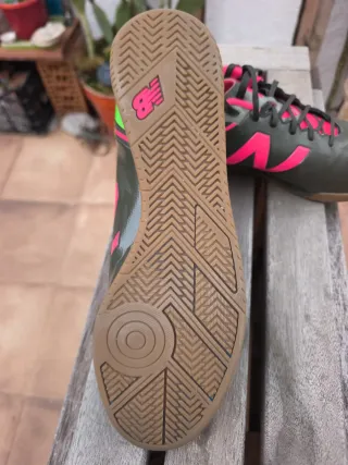 Zapatillas de fútbol sala Adidas verdes y rosas