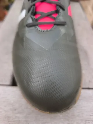 Zapatillas de fútbol sala Adidas verdes y rosas