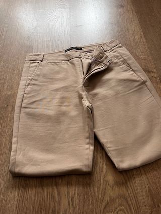 Pantalón Zara