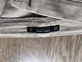 Pantalón Zara