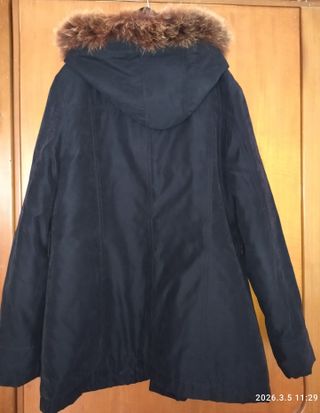 Giubbotto donna KAIDASI nero con cappuccio