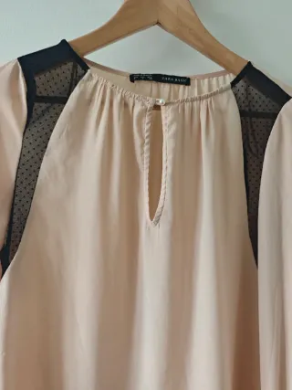 Blusa Zara Talla M Beige y Negro