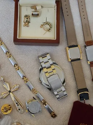 Lote Joyas Antiguas y Relojes