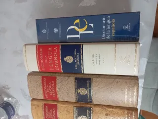 Diccionario de la lengua Española RAE 4 ediciónes