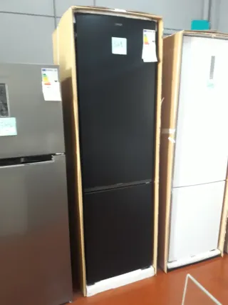 Frigorífico Candy Negro en oferta