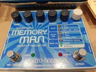 Electro Harmonix Stereo Memory Man con Hazarai