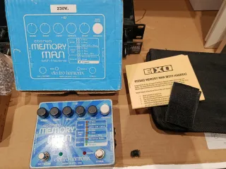 Electro Harmonix Stereo Memory Man con Hazarai
