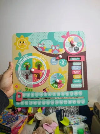 Calendário infantil de aprendizagem