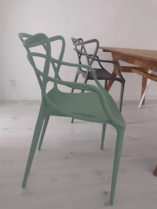 Sillas de comedor de plástico multicolor