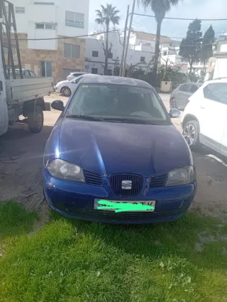 Coche seat Ibiza 2003