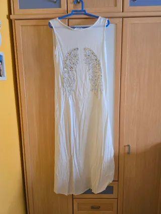 Camiseta tirantes con cola blanca