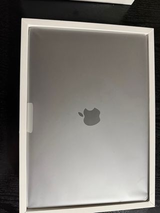 MacBook Pro 2020 Plata/Gris Espacial