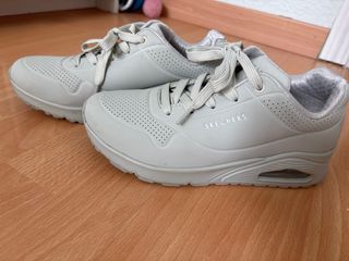 Zapatillas Skechers Beige Talla 38