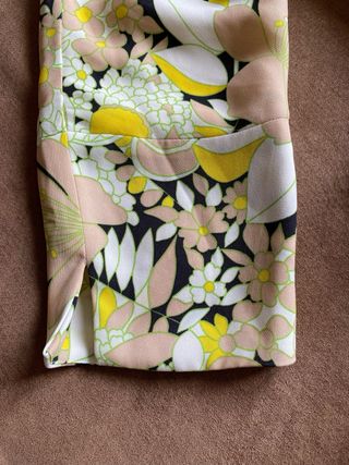 Vestido Massimo Dutti floral talla 38