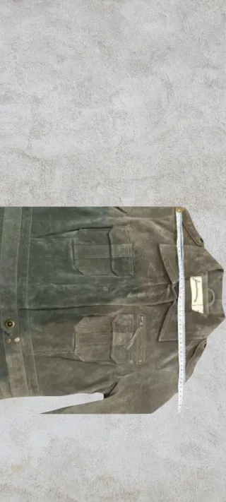 Chaqueta Stradivarius Verde Oliva