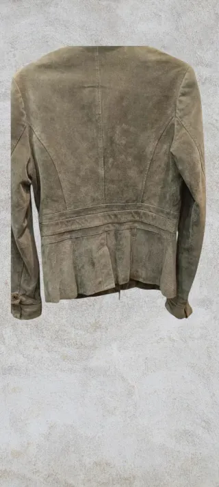 Chaqueta Stradivarius Verde Oliva