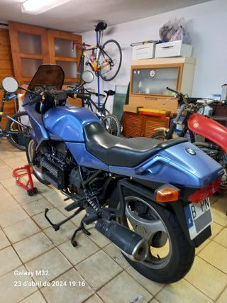 BMW K75 S Azul
