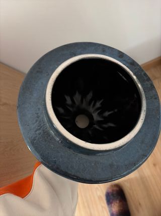 Jarrón antiguo azul oscuro