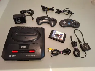 Pacchetto Sega Mega Drive 2 completo con everdrive