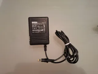 Pacchetto Sega Mega Drive 2 completo con everdrive