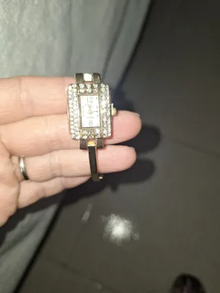 NUEVO! Reloj Baño Oro Circonitas