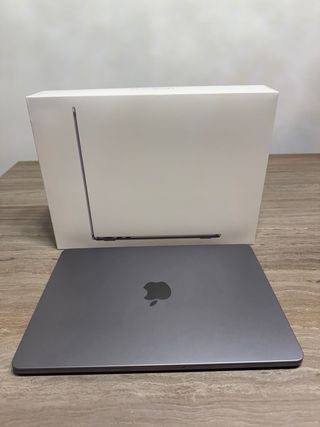MacBook Air M2 512GB Gris Espacial