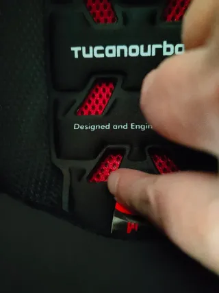 Cascos Moto . Uno verde y otro negro