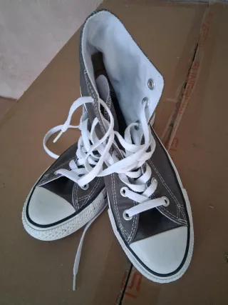 Converse grises talla 39