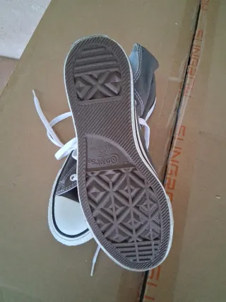 Converse grises talla 39